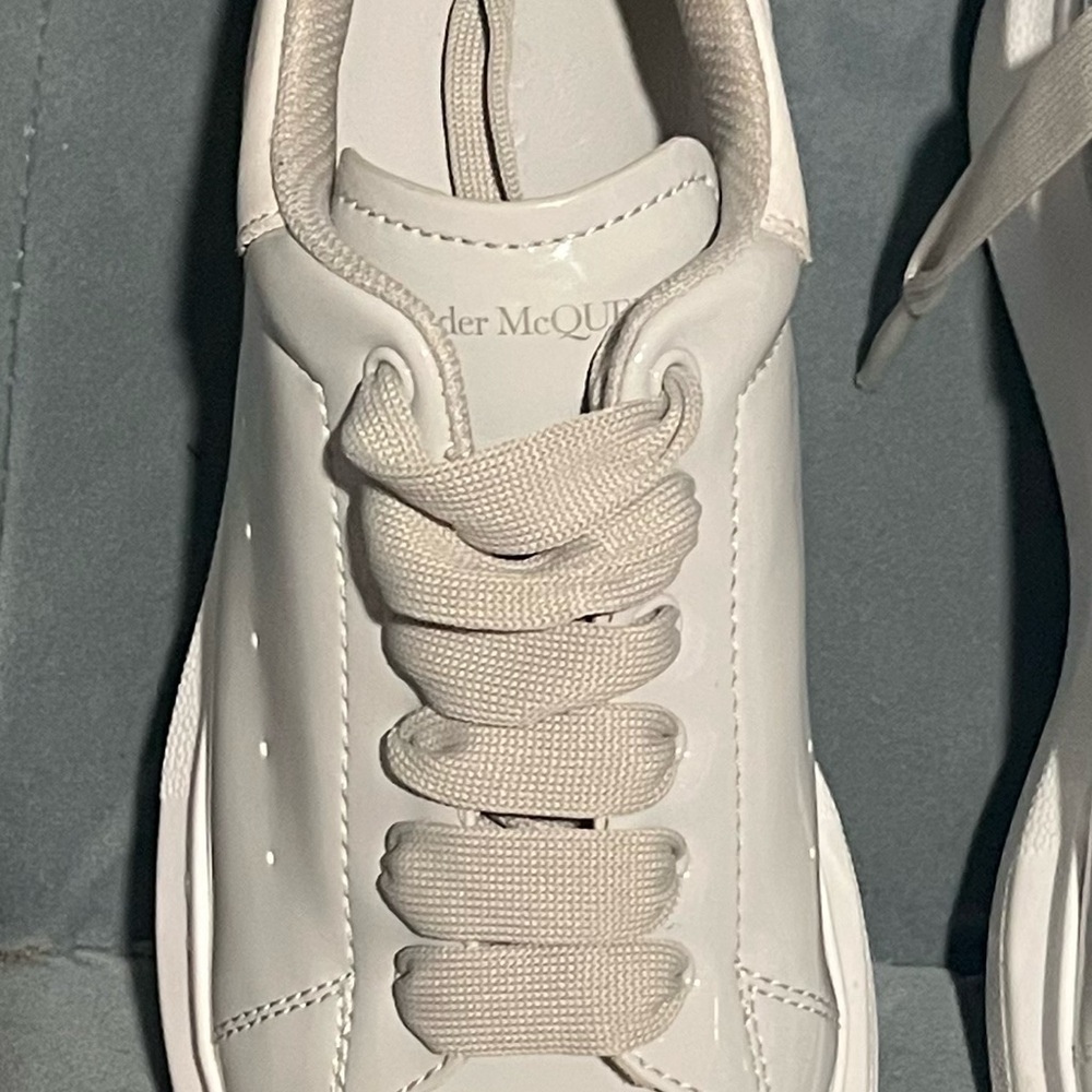 Alexander McQueen kids/boys size 32 White Leather Chunky Lace-Up Sneaker